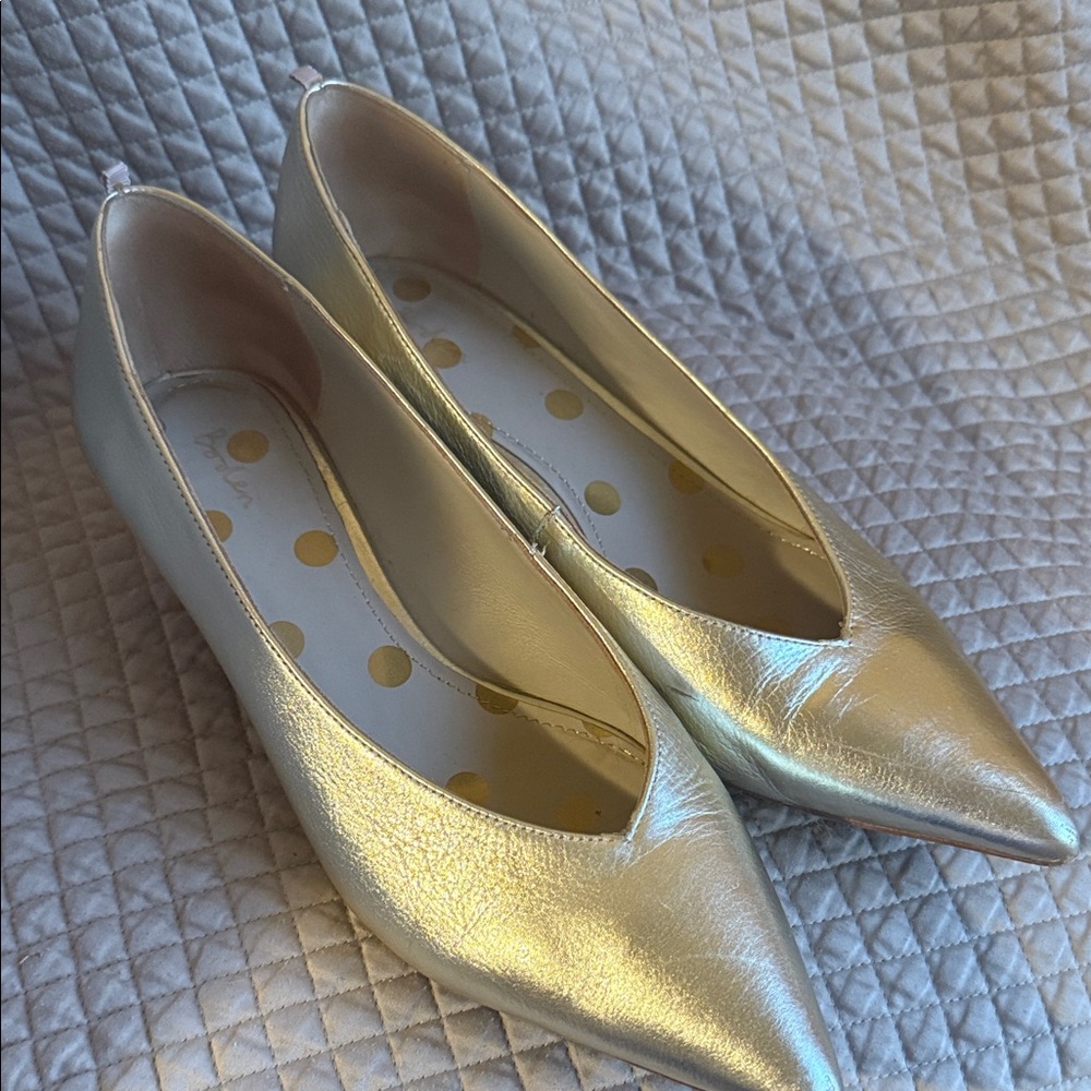 Biden Elegant Gold Women's Flats sz 11/42